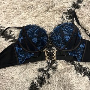 Vamp Lace Push Up Bra